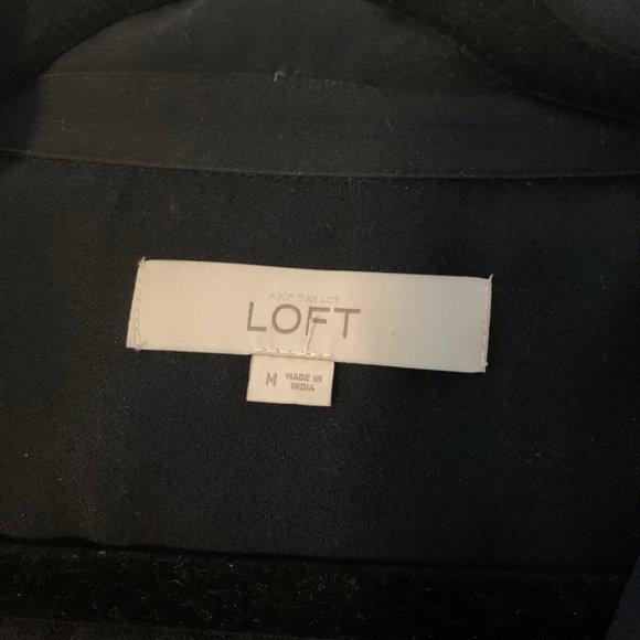 LOFT Shirtdress in Black - Picture 4 of 5